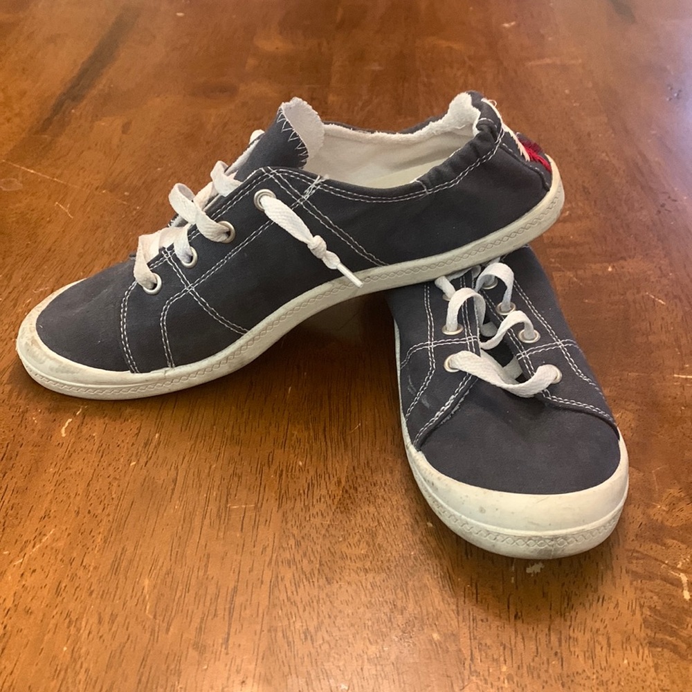 Womens Time and tru shoes